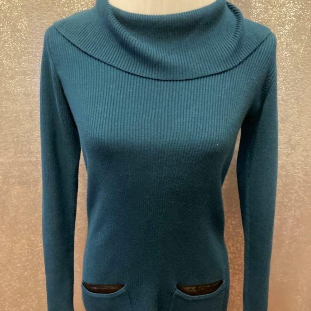 AGB sweater